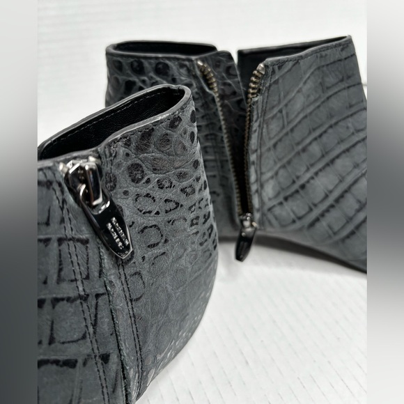SIGERSON MORRISON gray croc print point toe ankle boots size 10 - Picture 5 of 11